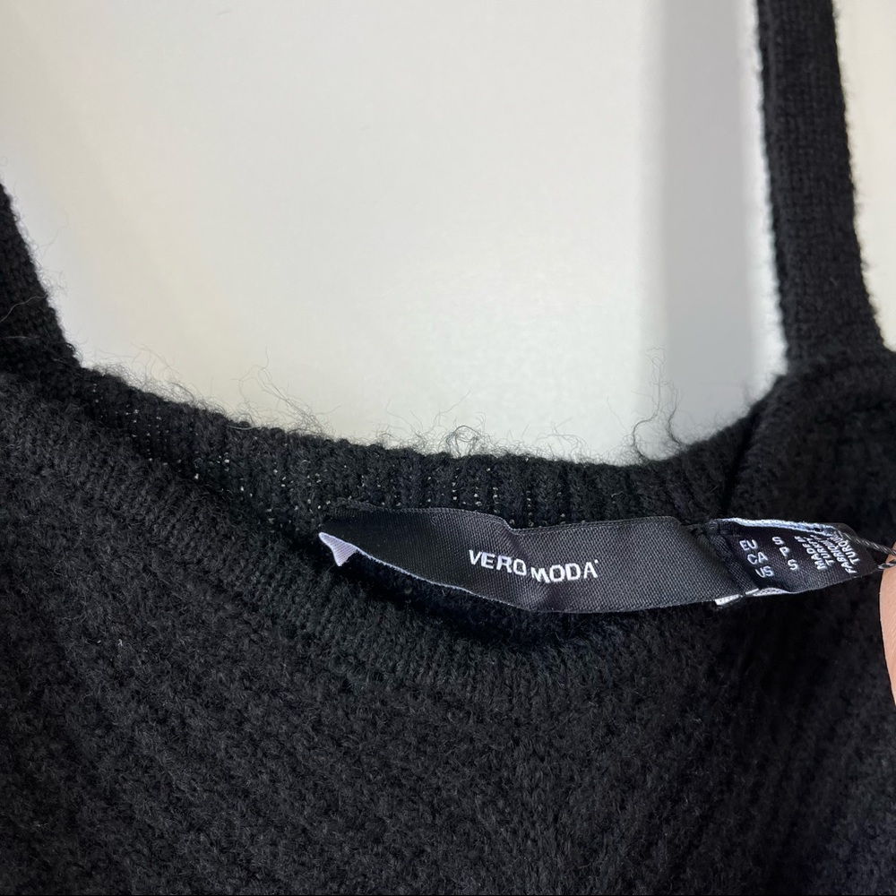 Vero Moda knit joleen black cropped tank top - Picture 2 of 4